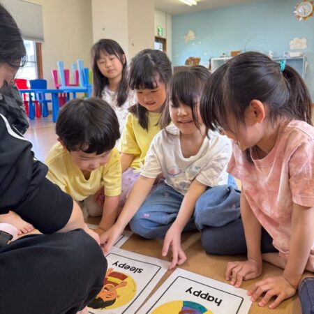 英語学童　フレックルズ　土曜日コース　英会話　鶴見　子安　川崎　神奈川新町