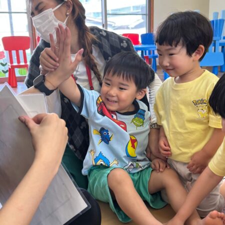 英語学童　フレックルズ　土曜日コース　英会話　鶴見　子安　川崎　神奈川新町