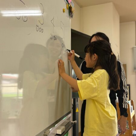 英語学童　フレックルズ　土曜日コース　英会話　鶴見　子安　川崎　神奈川新町