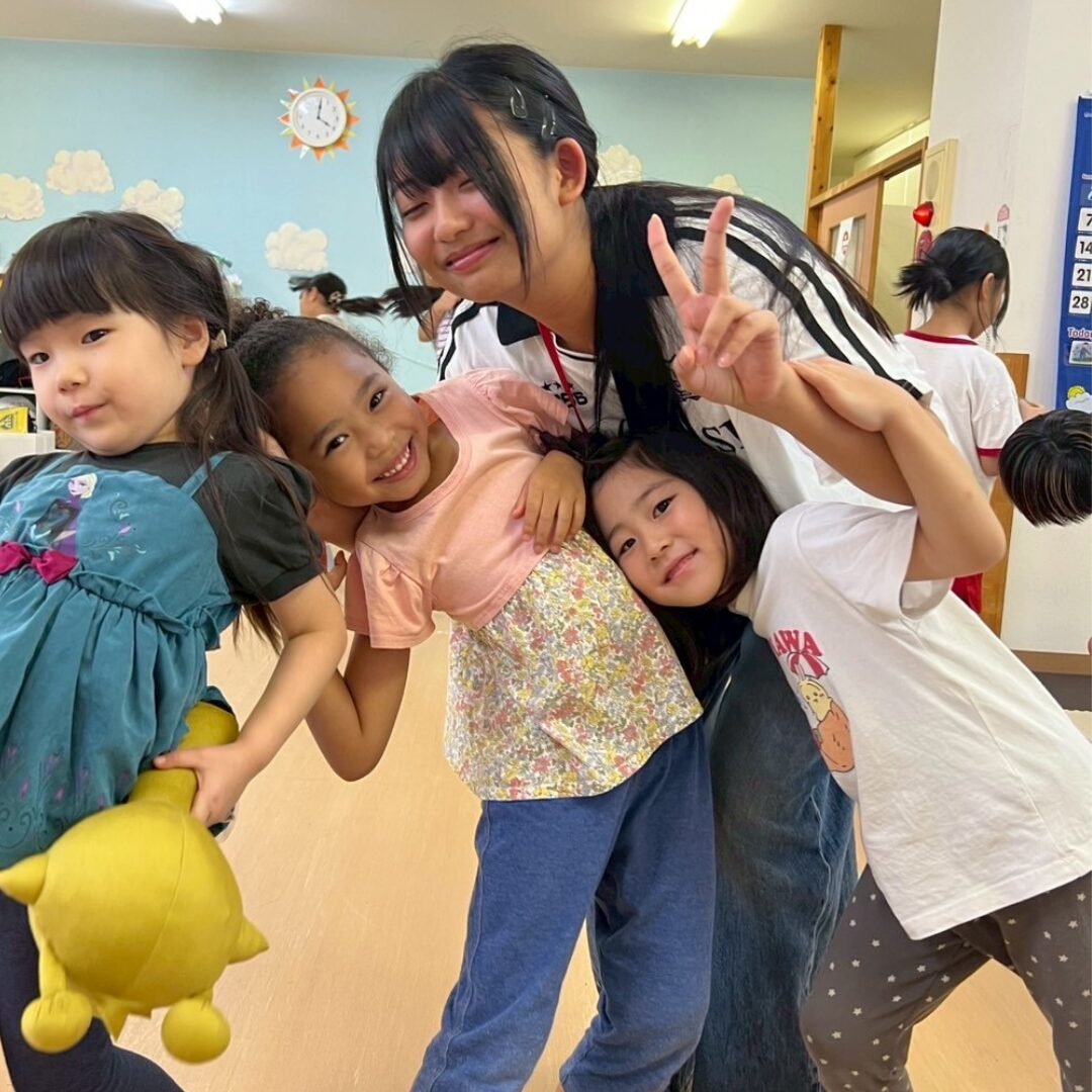 横浜-鶴見-英語学童フレックルズ-少人数制レッスン