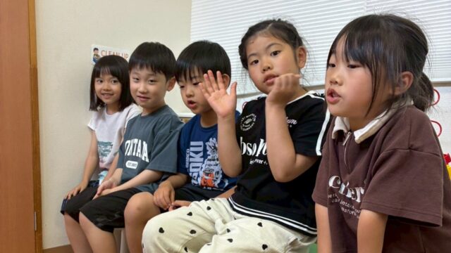 横浜-鶴見-英語学童フレックルズ-平日の様子